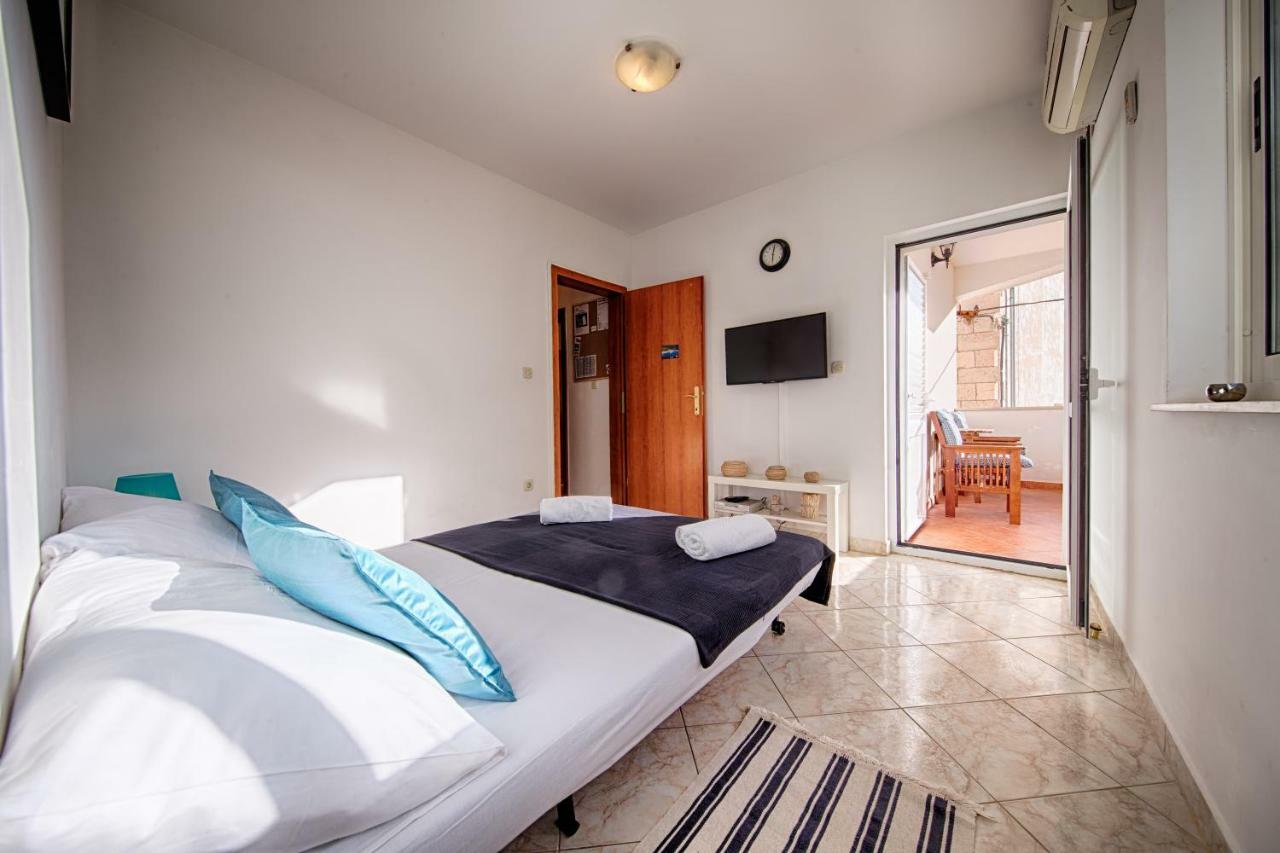 Apartments Marinkovic Komiža Εξωτερικό φωτογραφία