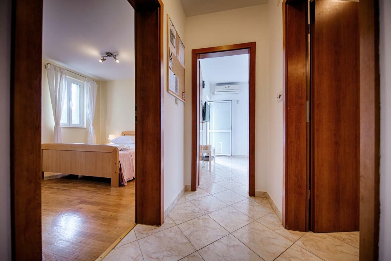 Apartments Marinkovic Komiža Εξωτερικό φωτογραφία