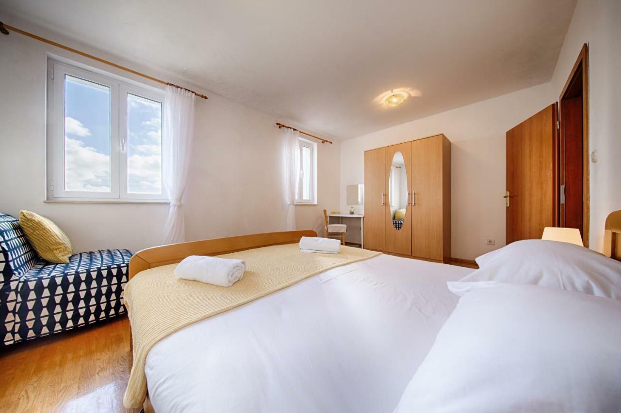 Apartments Marinkovic Komiža Εξωτερικό φωτογραφία