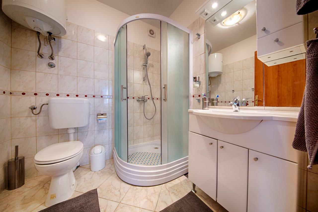 Apartments Marinkovic Komiža Εξωτερικό φωτογραφία